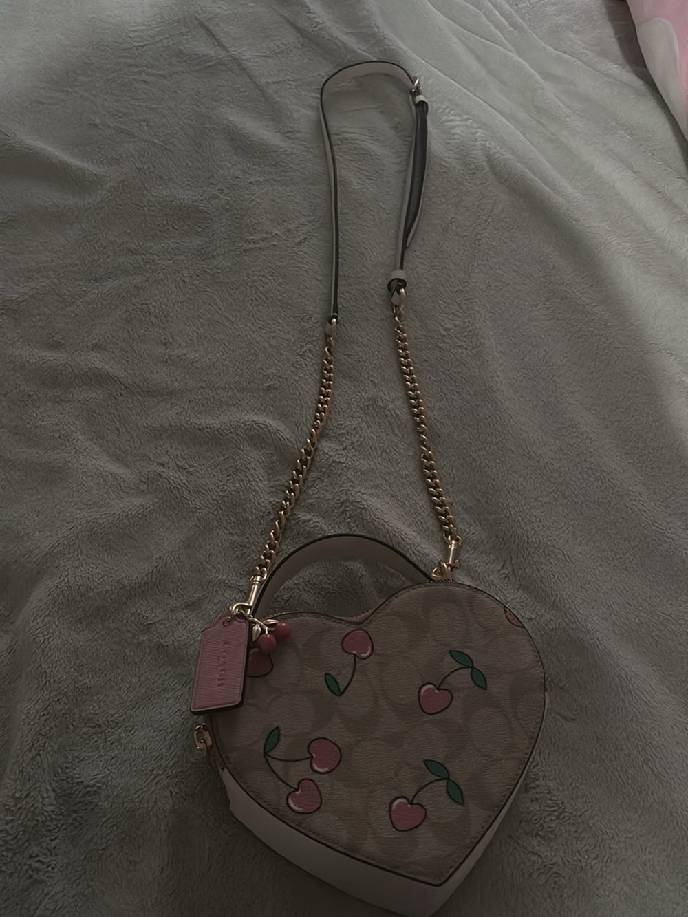 Coach Pink Cherry Heart Crossbody Bag with Gold Chain - Picture 3 of 5